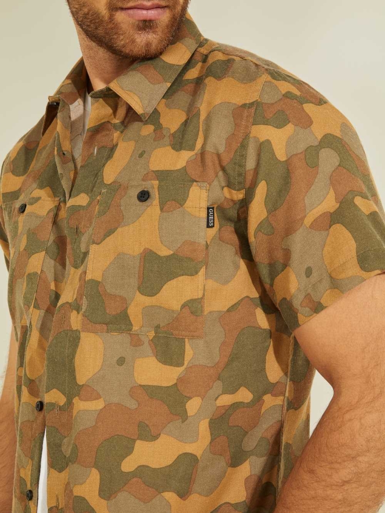 GUESS Crafted Camo Men's Shirts Camo | UK8703UQN