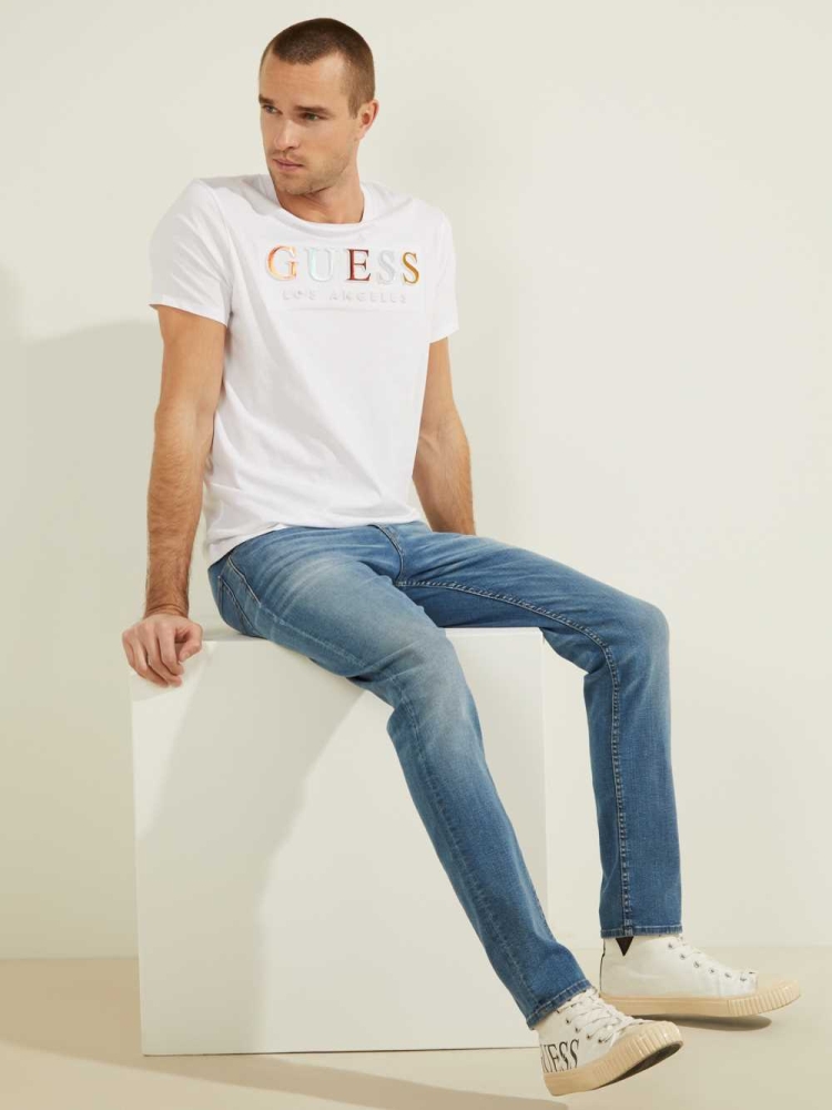 GUESS Embossed Logo Men's T-Shirts White | UK4713UFY