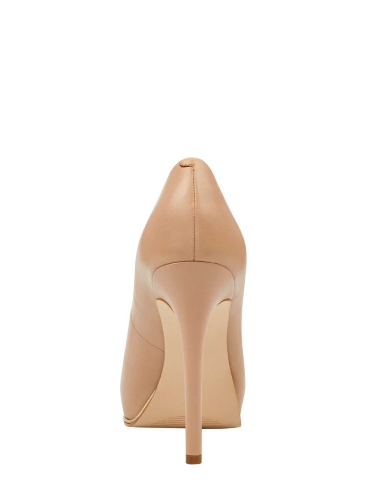 GUESS Honora Peep-Toe Platform Pumps Women's Pumps Deep Beige | UK7856ZBW