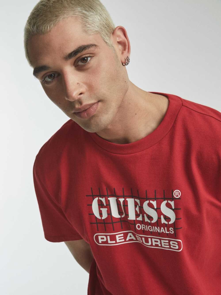 GUESS Originals x PLEASURES Logo Men's T-Shirts Red | UK8154GXY